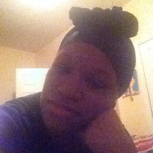 Meet your Posher, Dionna